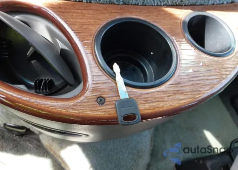 1999 Ford E-150 Commercial/Recreational z USA, uszkodzony, nr VIN 1FDRE142XXHB91069